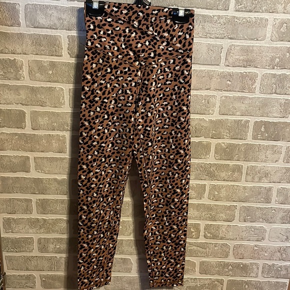 OFFLINE Real Me High Waisted Crossover Legging